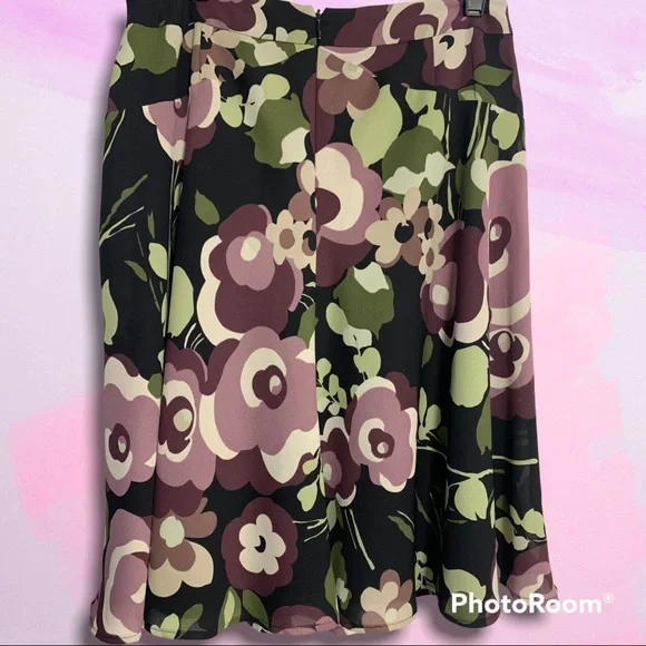 LOFT Mid Length Skirt - Picture 2 of 7